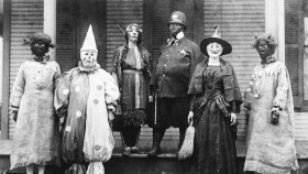 15 أغرب التقاليد الاحتفالية بعيد الميلاد في شعوب العالم