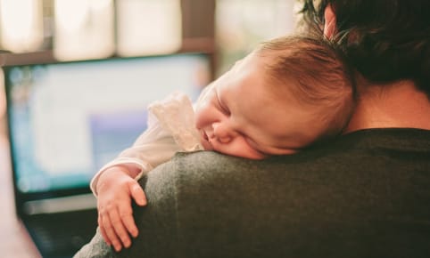 Épargner ou investir pour votre bébé : quelques conseils utiles 