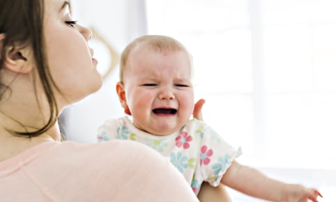 Les pleurs de bébé : nos conseils de survie !