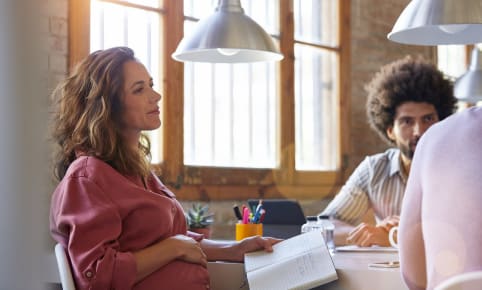 Les précautions à prendre au travail pendant la grossesse
