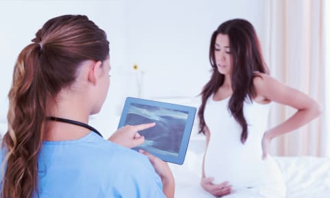 Faire une radio pendant la grossesse : quels sont les dangers ?