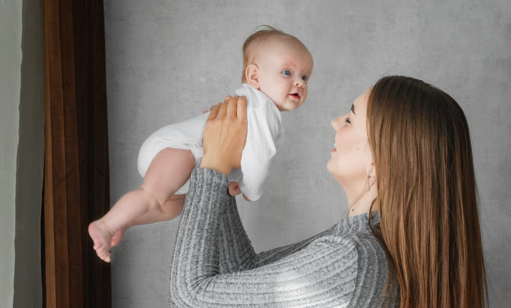 Danger : Pourquoi il ne faut jamais secouer un bébé ?