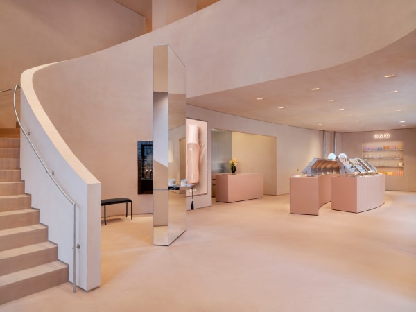 CAIA Flagship Store – Butik & Offentlig Miljö i Stockholm
