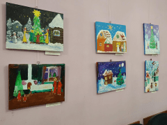Авторские сюжеты на Рождественскую тематику можно увидеть на выставке картин в Дзержинском