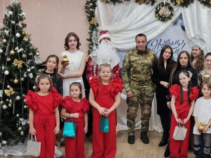 Участник СВО посетил новогодний концерт учащихся ДШИ №3 Люберец