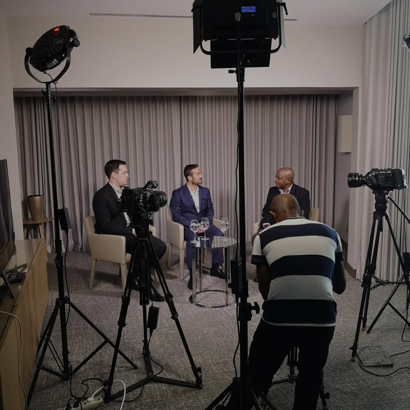 Dr. André Dourado em participação televisiva - Media e Ciência