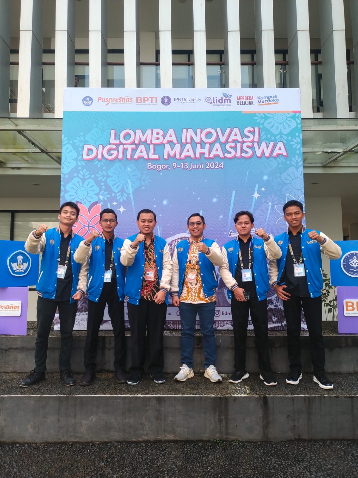FINALIS bidang Inovasi Teknologi Digital Pendidikan pada Lomba Inovasi Digital Mahasiswaa (LIDM) Tingkat Nasional Tahun 2024