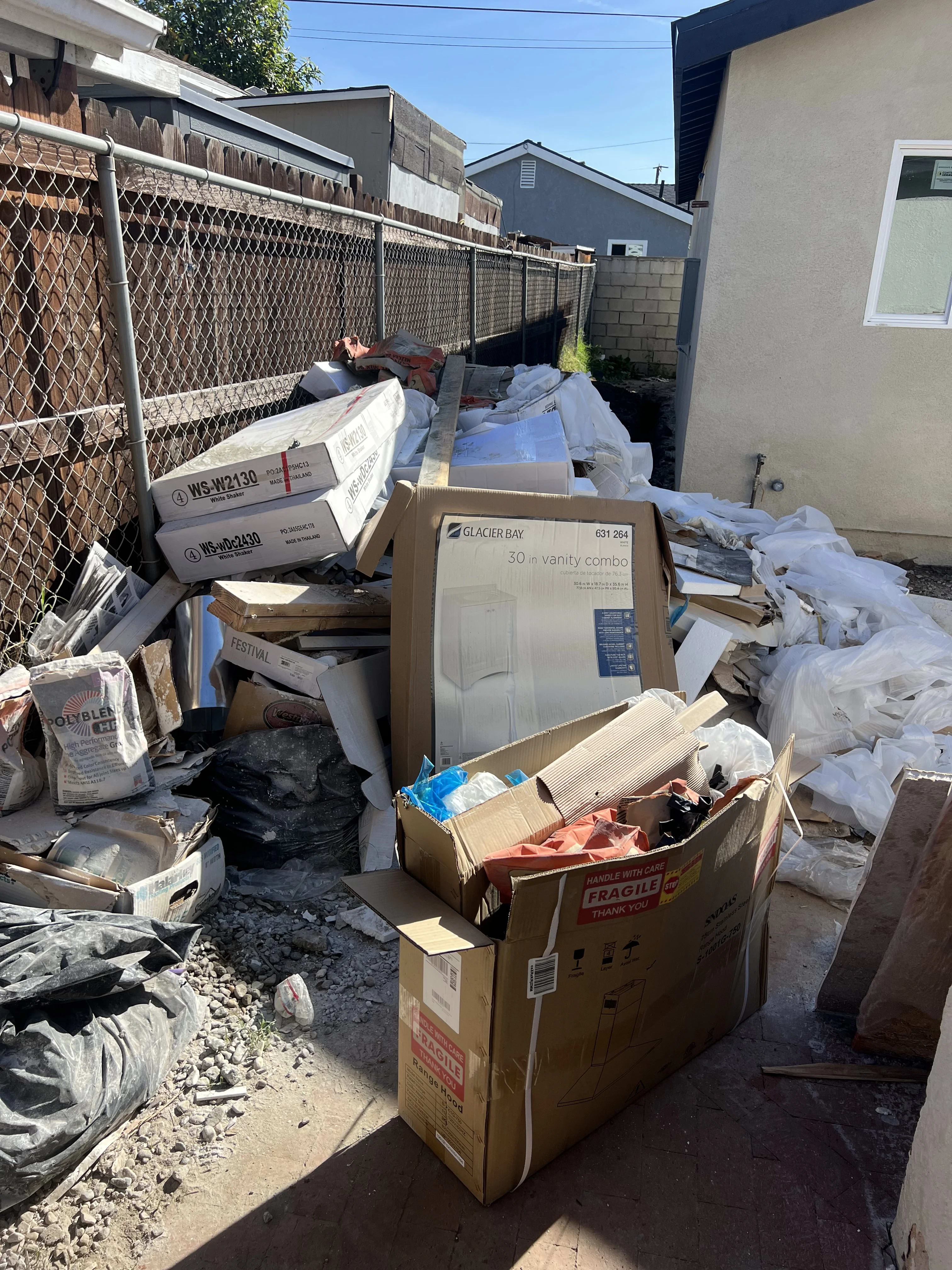 Junk Removal in Lakewood, CA