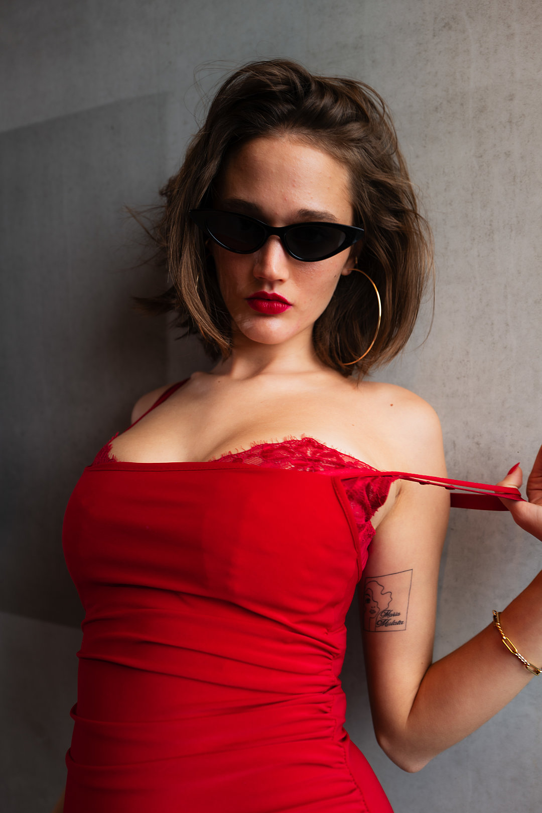 Rouge Signal - Marie - Portrait Photography Hamburg by Leon Blakk - Shot 6