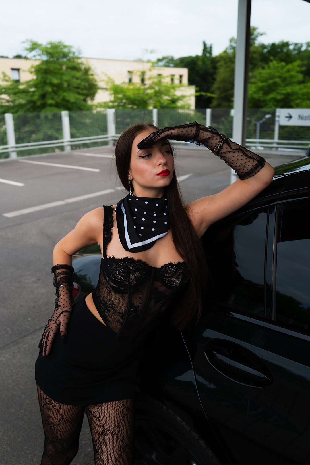 Backseat Noir - Kseniya - Portrait Photography Hamburg by Leon Blakk - Shot 10