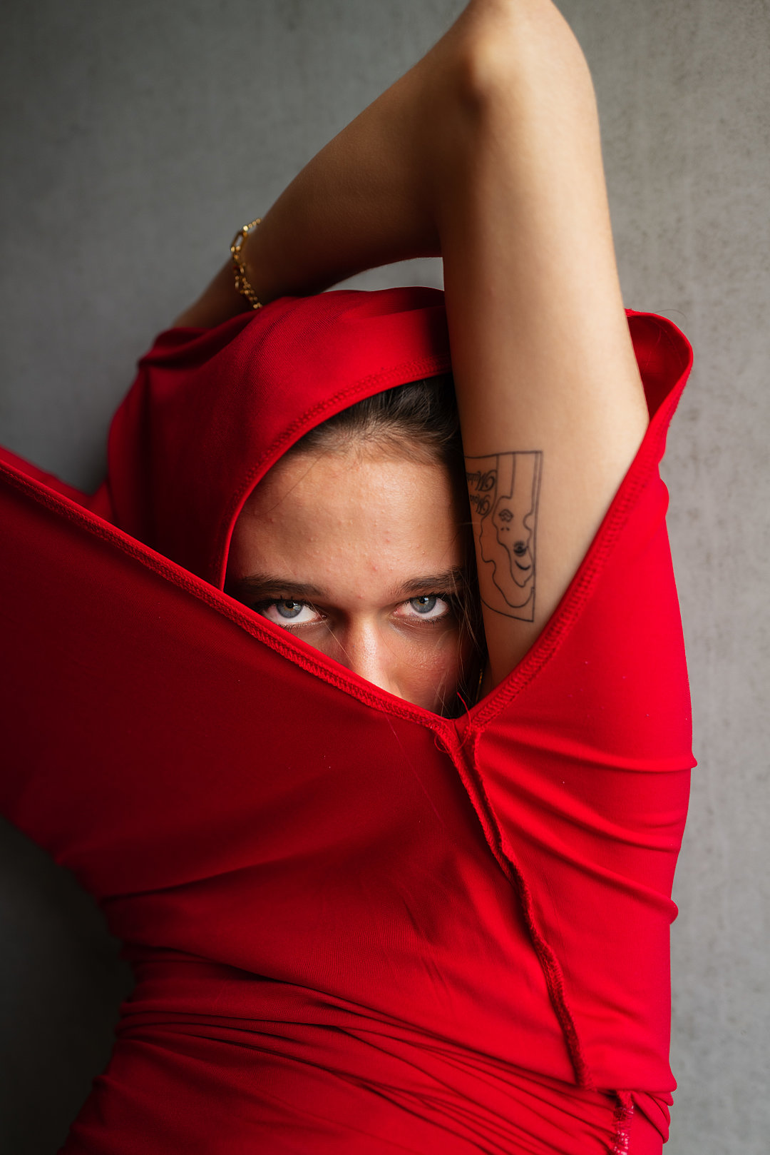 Rouge Signal - Marie - Portrait Photography Hamburg by Leon Blakk - Shot 14