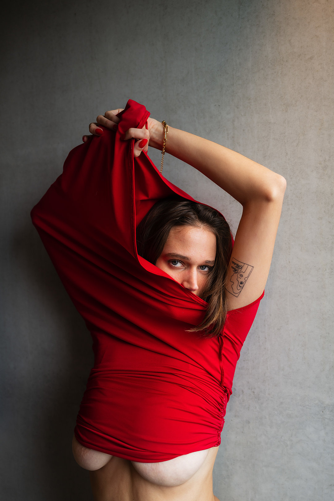 Rouge Signal - Marie - Portrait Photography Hamburg by Leon Blakk - Shot 9