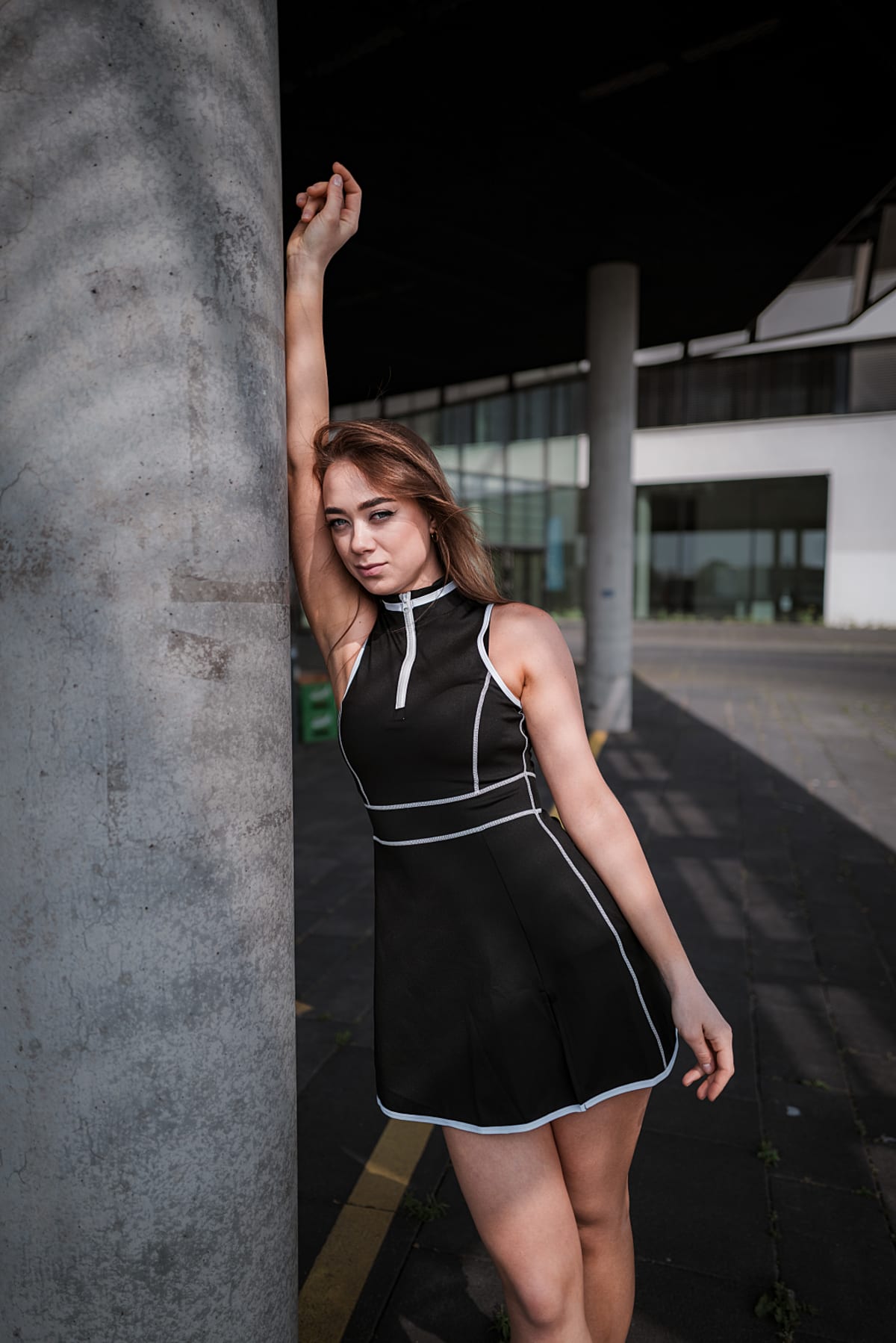Calm Among - Yuliia - Portrait Photography Hamburg by Leon Blakk - Shot 3