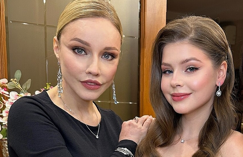 Марина Зудина и ее дочь Мария: стильный дуэт на светском мероприятии