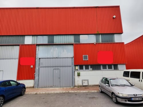 Nave industrial en Portugalete (Ballonti) – 590 m² + oficinas y almacén.