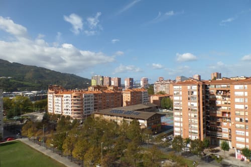 Piso amplio y luminoso en Artegabeitia, Barakaldo.