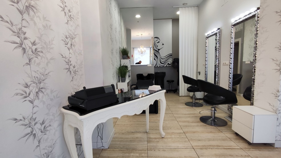 Peluquería reformada y equipada en pleno centro de San Vicente (Barakaldo)