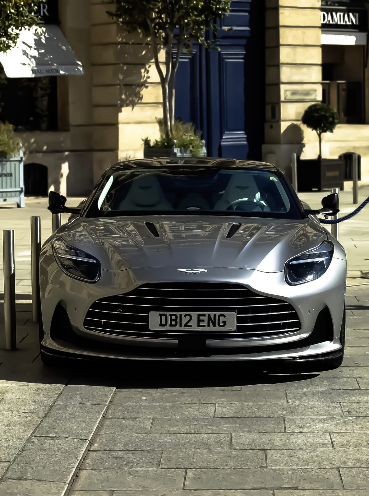 Aston Martin — Paris