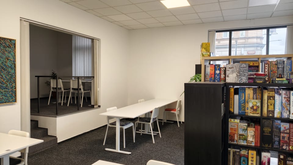 Deskohub Workspace gallery photo 2