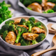Quick and Flavorful Chicken and Broccoli Skillet