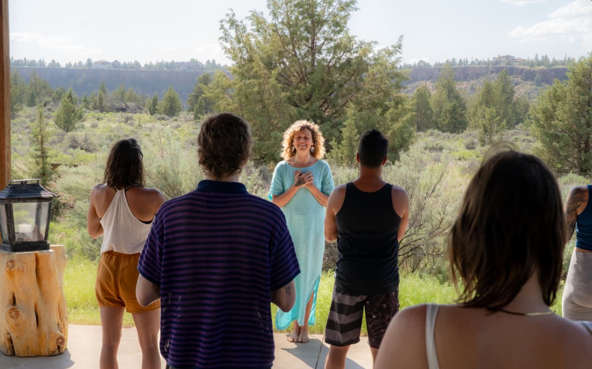 Movement experience at a retreat photographed by Wild Play Photography in Bend, Oregon