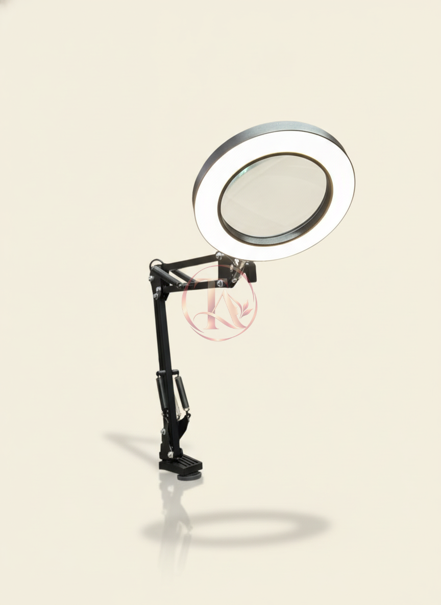 lashtech light with magnifying glass