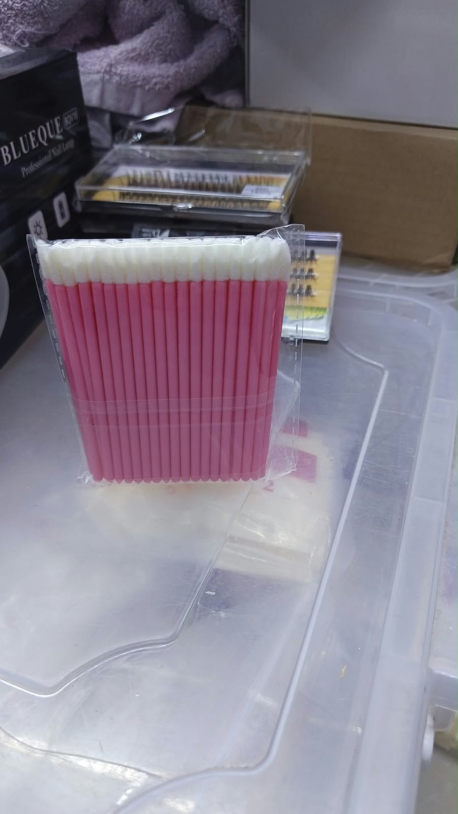 LIPSTICK WANDS BABY PINK
