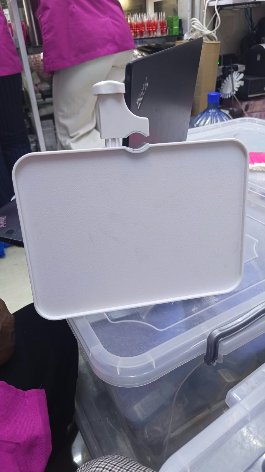 LASH TRAY WHITE