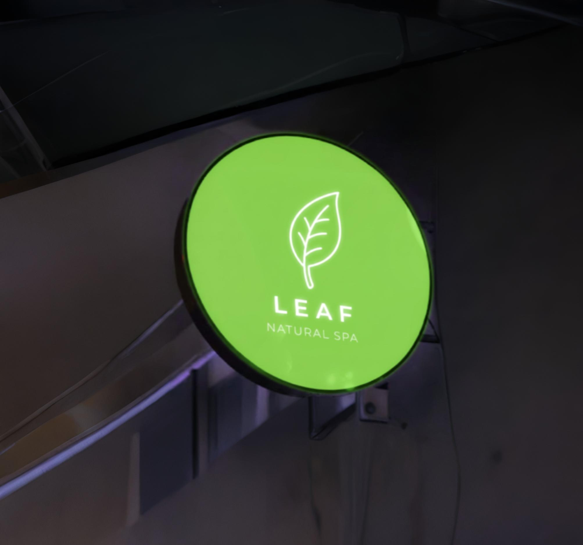 Neon Box Bulat 2 Sisi