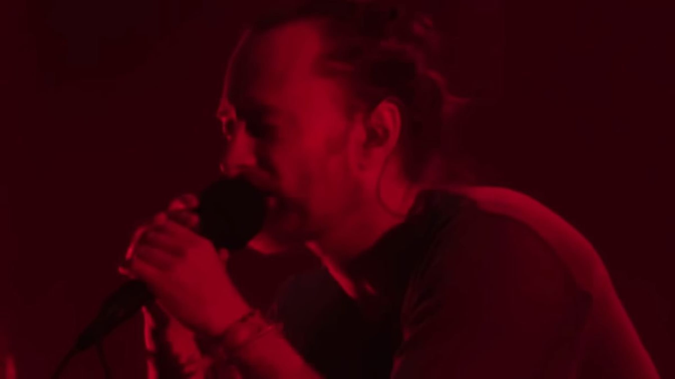 Radiohead Busts Out A Wolf At The Door In Ohio