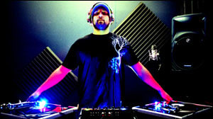 DJ Craig Heneveld