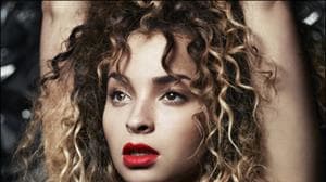 Ella Eyre
