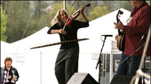 Laurie Lewis and The Right Hands