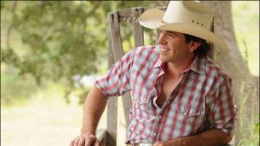 Jon Wolfe At John T Floore Country Store Feb 1 2020 Helotes Tx