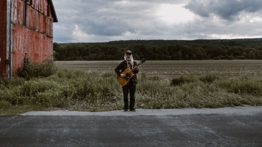 J Mascis