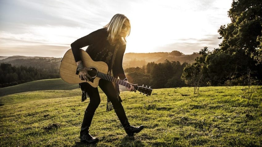 Pegi Young & The Survivors