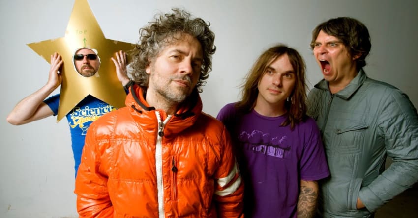 Flaming-Lips-j.-michelle-martin-coyne-extralarge_1307646194166
