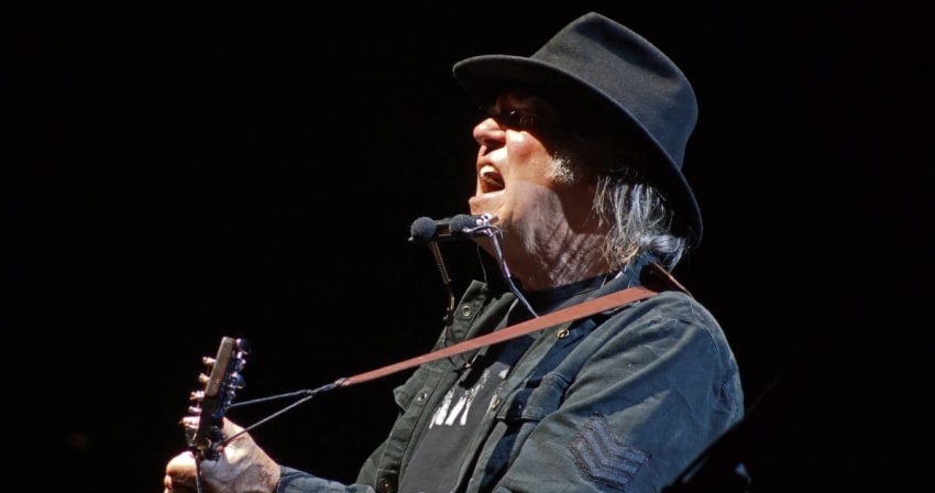 Neil Young Live Jeremy Williams Crop