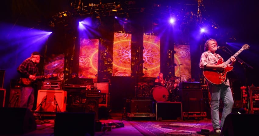 widespreadpanicmcculloughcrop2