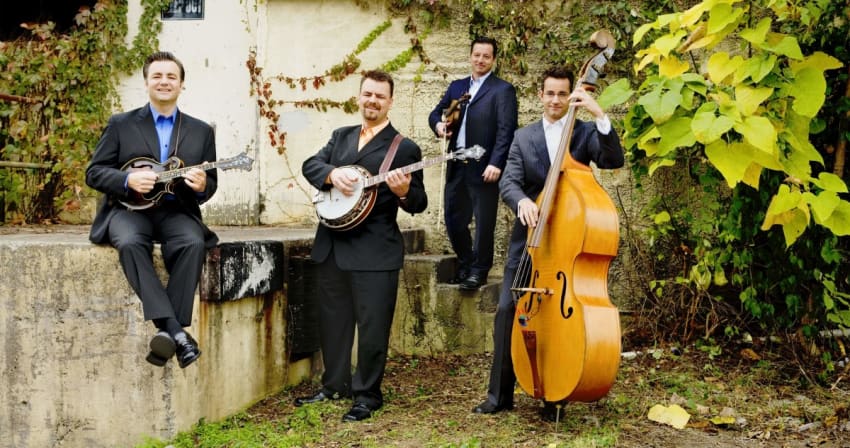 The Travelin McCourys Press Crop