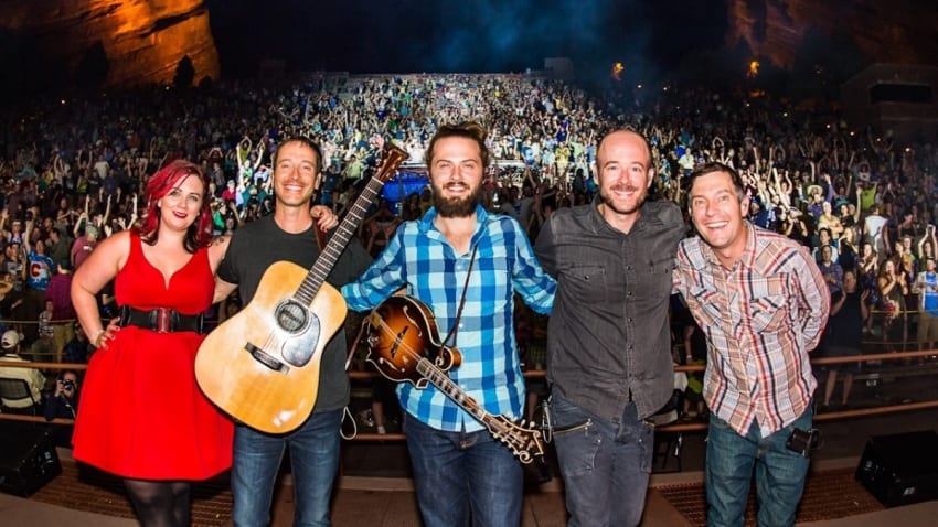 Free Download: Yonder Mountain String Band Shares Fall Highlights