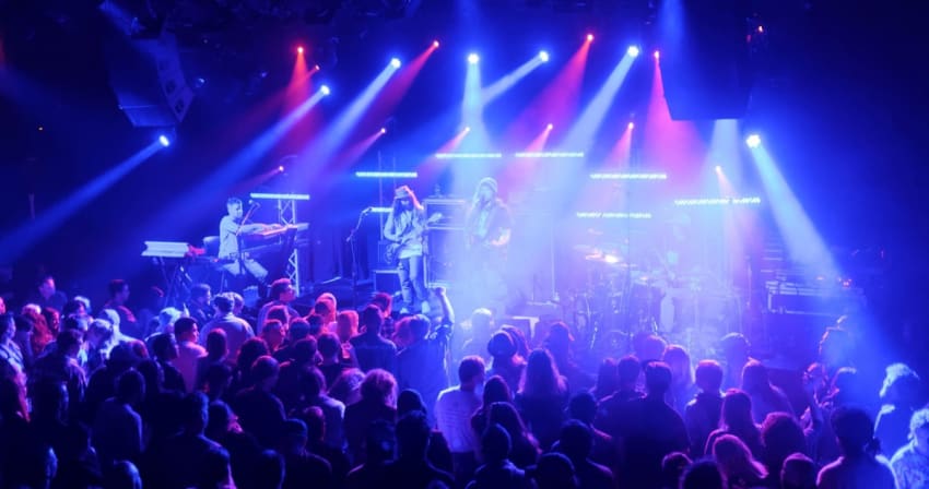 Twiddle Stone Crop