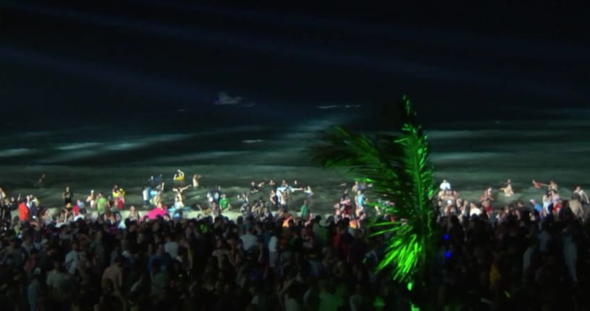 Phish Mexico Two Wading Screengrab