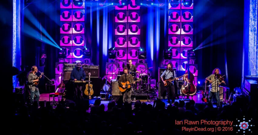 Railroad Earth Atlanta Rawn Crop