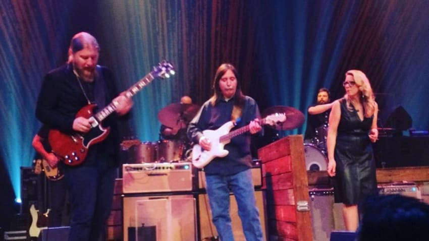 Jack Pearson & Steve Cropper Guest With Tedeschi Trucks Band In Nashville