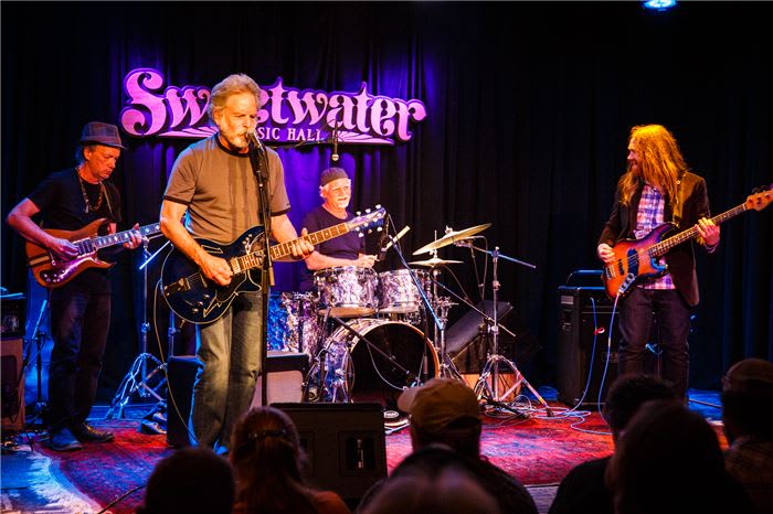 Bob Weir Performs With Bill Kreutzmann At Sweetwater