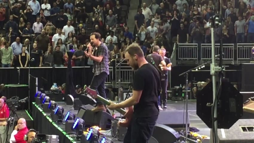 Pearl Jam Jacksonville Screengrab