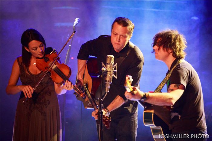 Ryan Adams Welcomes Jason Isbell & Covers Bryan Adams In Nashville