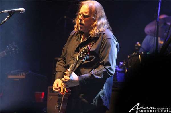 Allmans Call Upon Many Guests For Gregg-Less Show