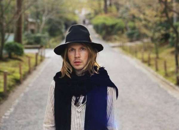 Tour Dates | Beck Adds California Dates & Texas Show